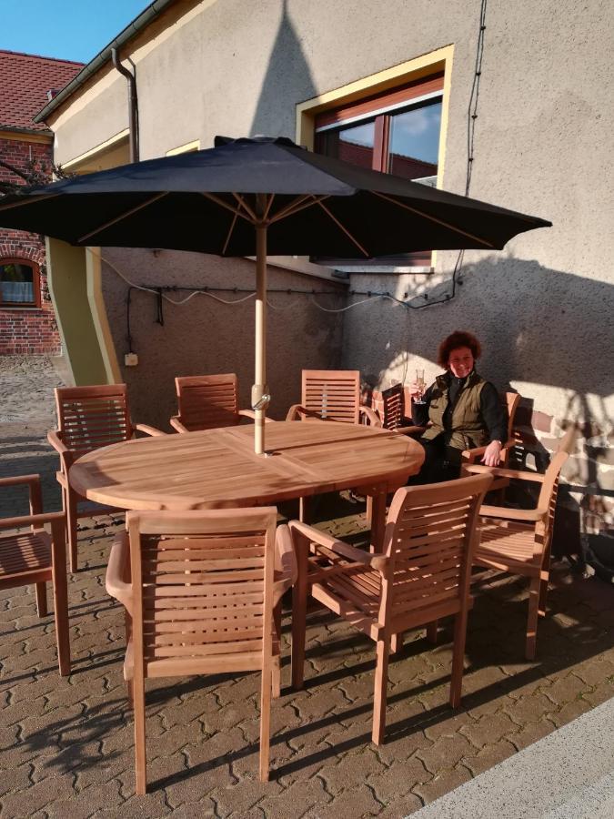 Tangermünde Pension Claudia Gueldenpfennig מראה חיצוני תמונה