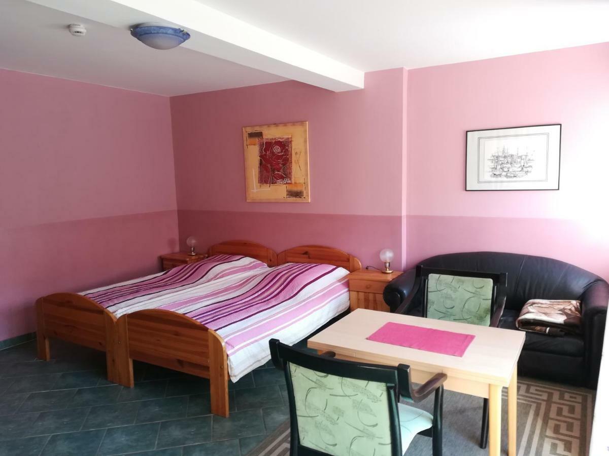 Tangermünde Pension Claudia Gueldenpfennig מראה חיצוני תמונה